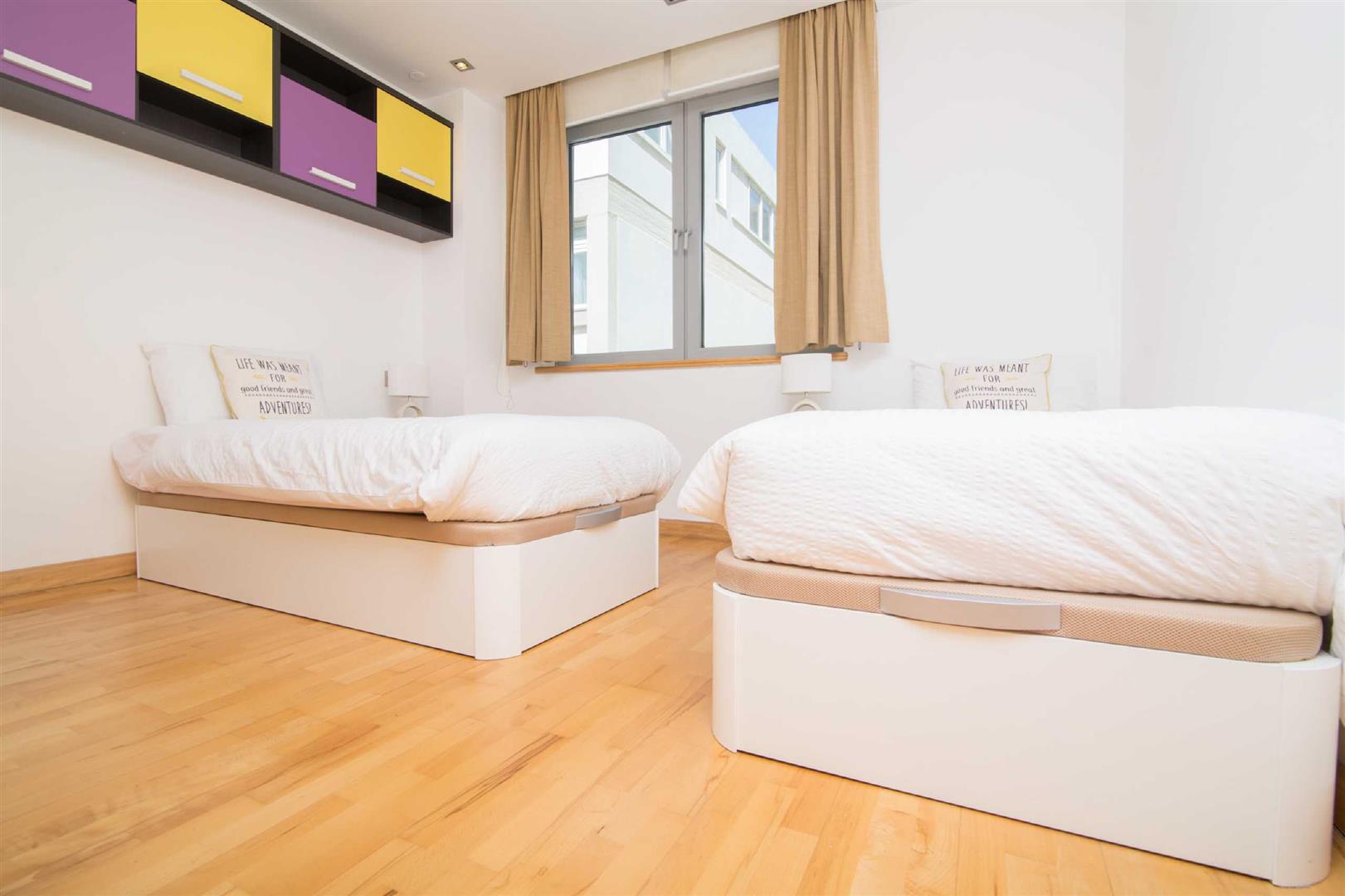 Image of Apartment - 3 Bedrooms - 2 Bathrooms for Rental in Royal Ocean Plaza-Gibraltar, Image 9
